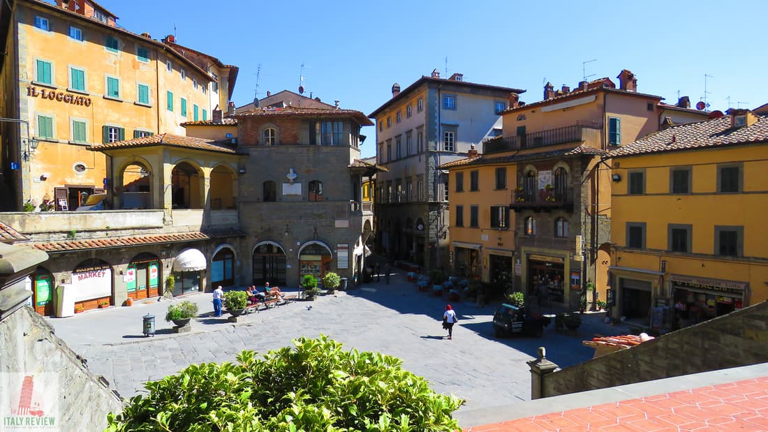 Tuscany, Italy town center